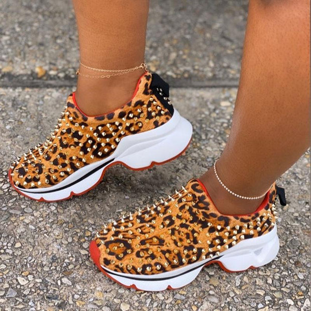 Fashion studded women casual sports shoes