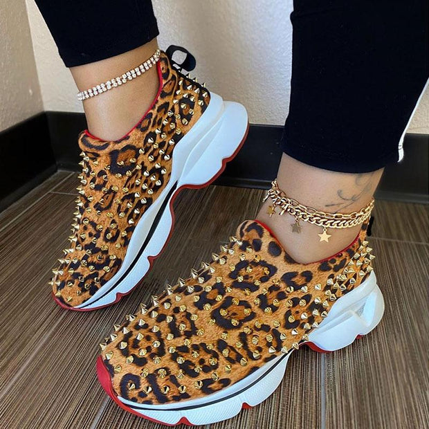 Fashion studded women casual sports shoes